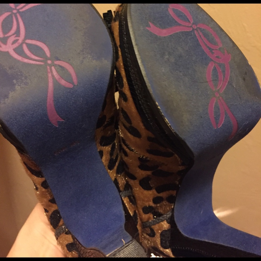 Leopard Print Tassel Booties - image 7